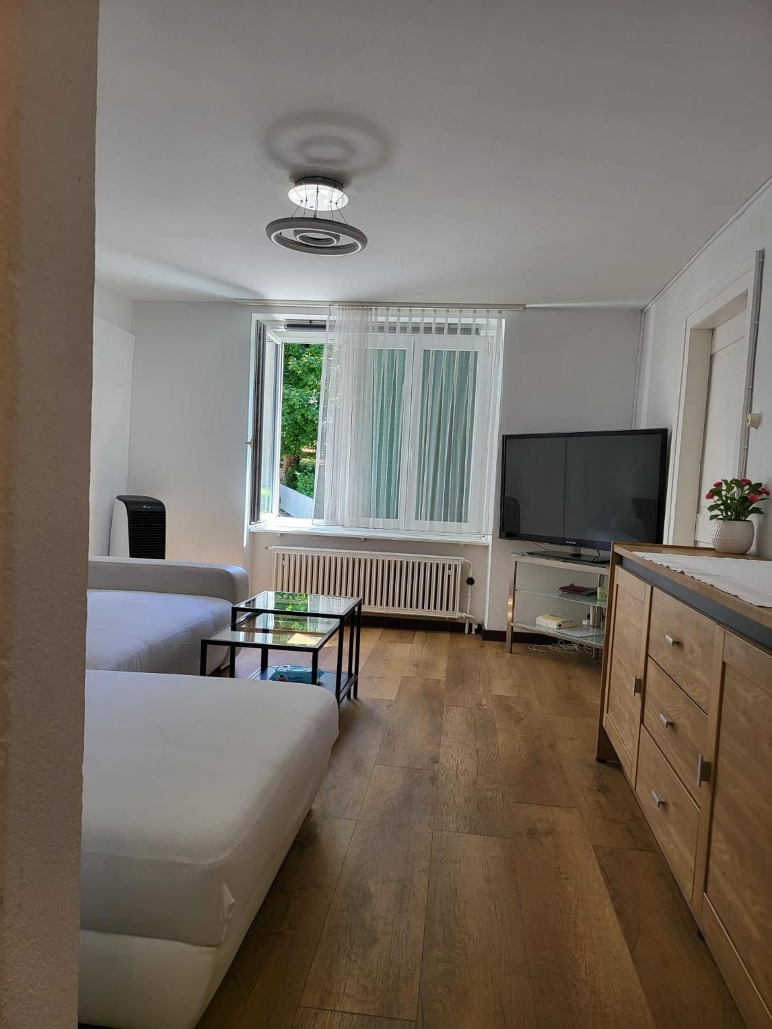 Bastis Central Guesthouse Lucerne City Exterior foto